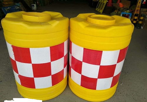 【平頂山公路防撞桶,平頂山道路隔離墩,防撞桶廠家現貨】-